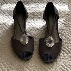 😁 4/$10 Impo Stretch Sandals